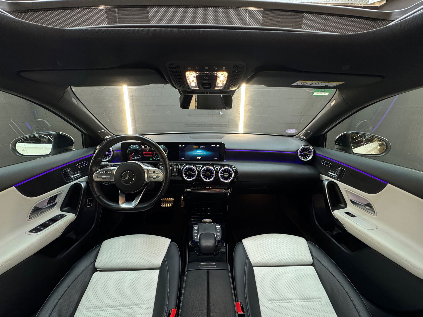 Mercedes-Benz A-Klasse 250 e AMG Pano|Memory|Burmester|360Cam