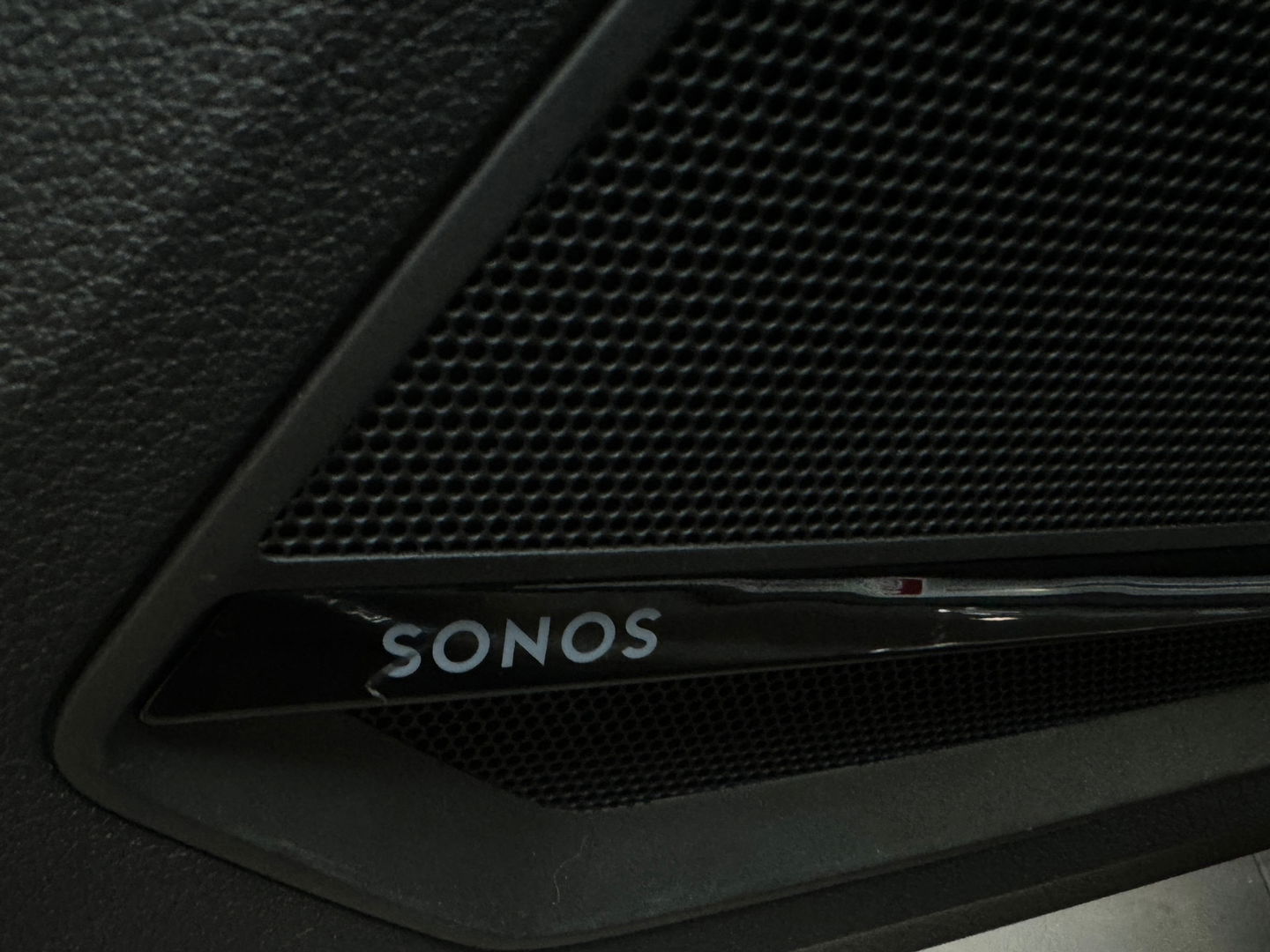 Audi Q2 SQ2 2.0 TFSI quattro Pano|Sonos|Keyless|Sfeer|Leer