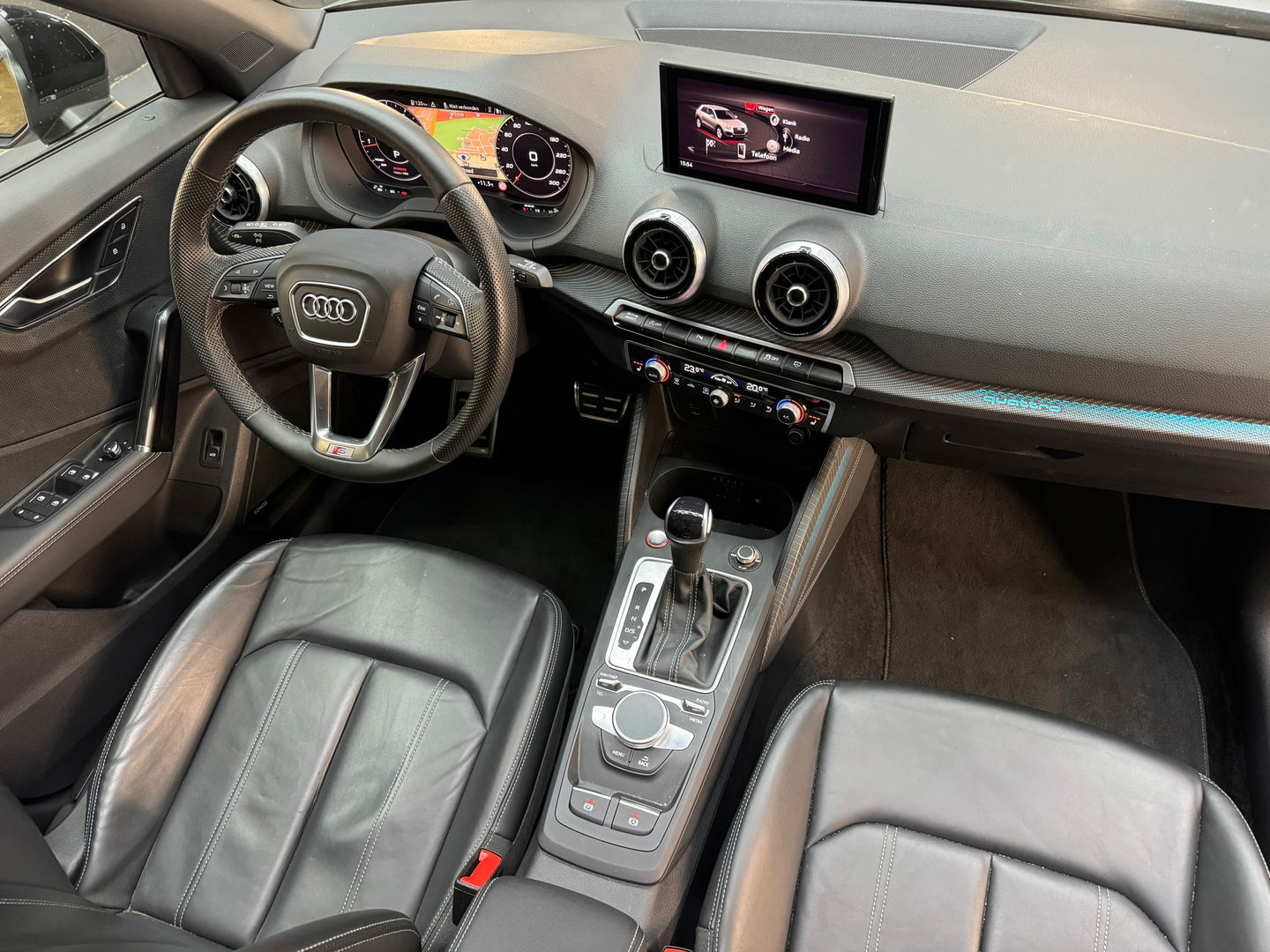 Audi Q2 SQ2 2.0 TFSI quattro Pano|Sonos|Keyless|Sfeer|Leer