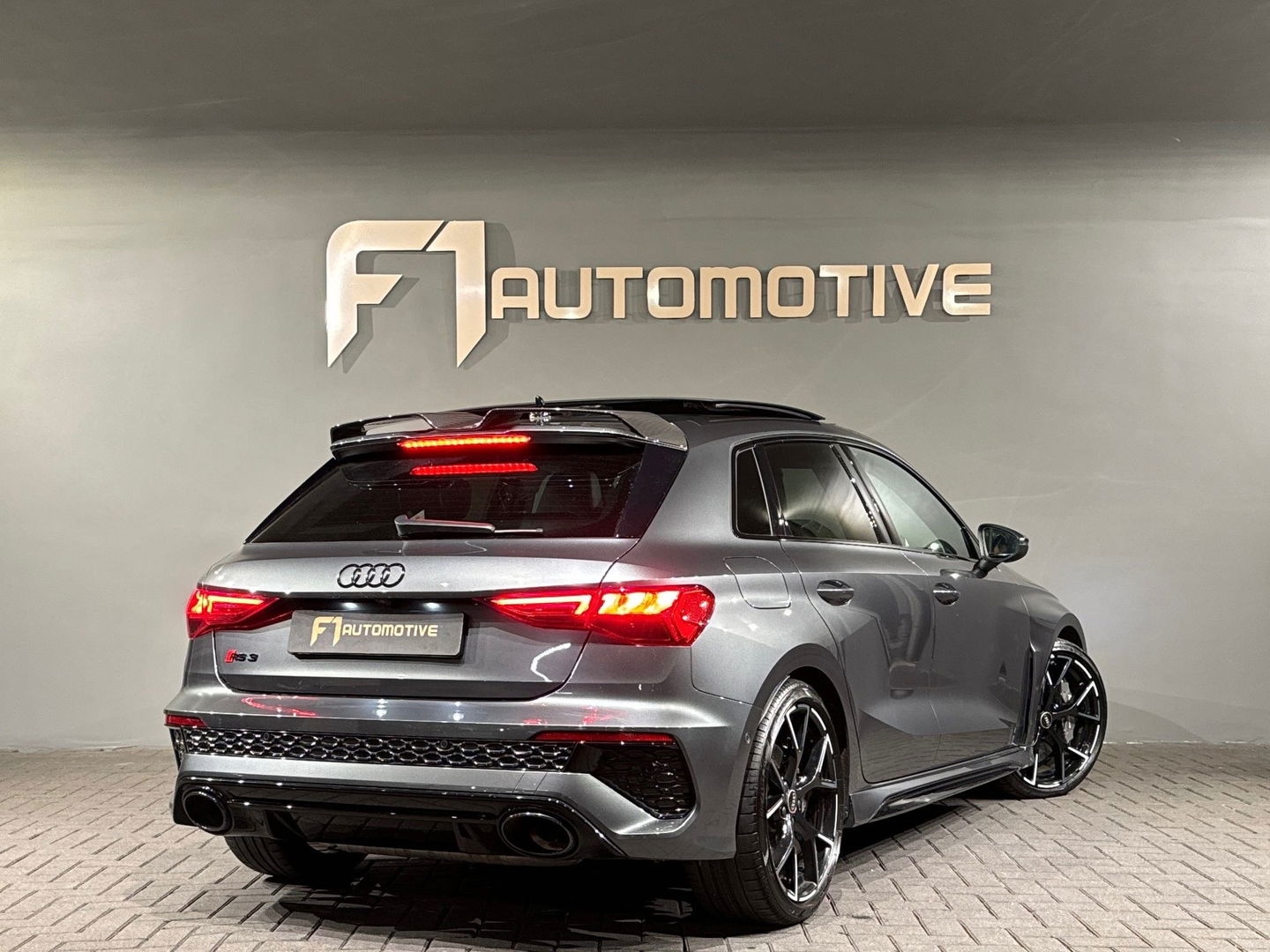 Audi RS3 Sportback 2.5 TFSI Quattro Pano|Ceramic|HuD|B&O|VOL