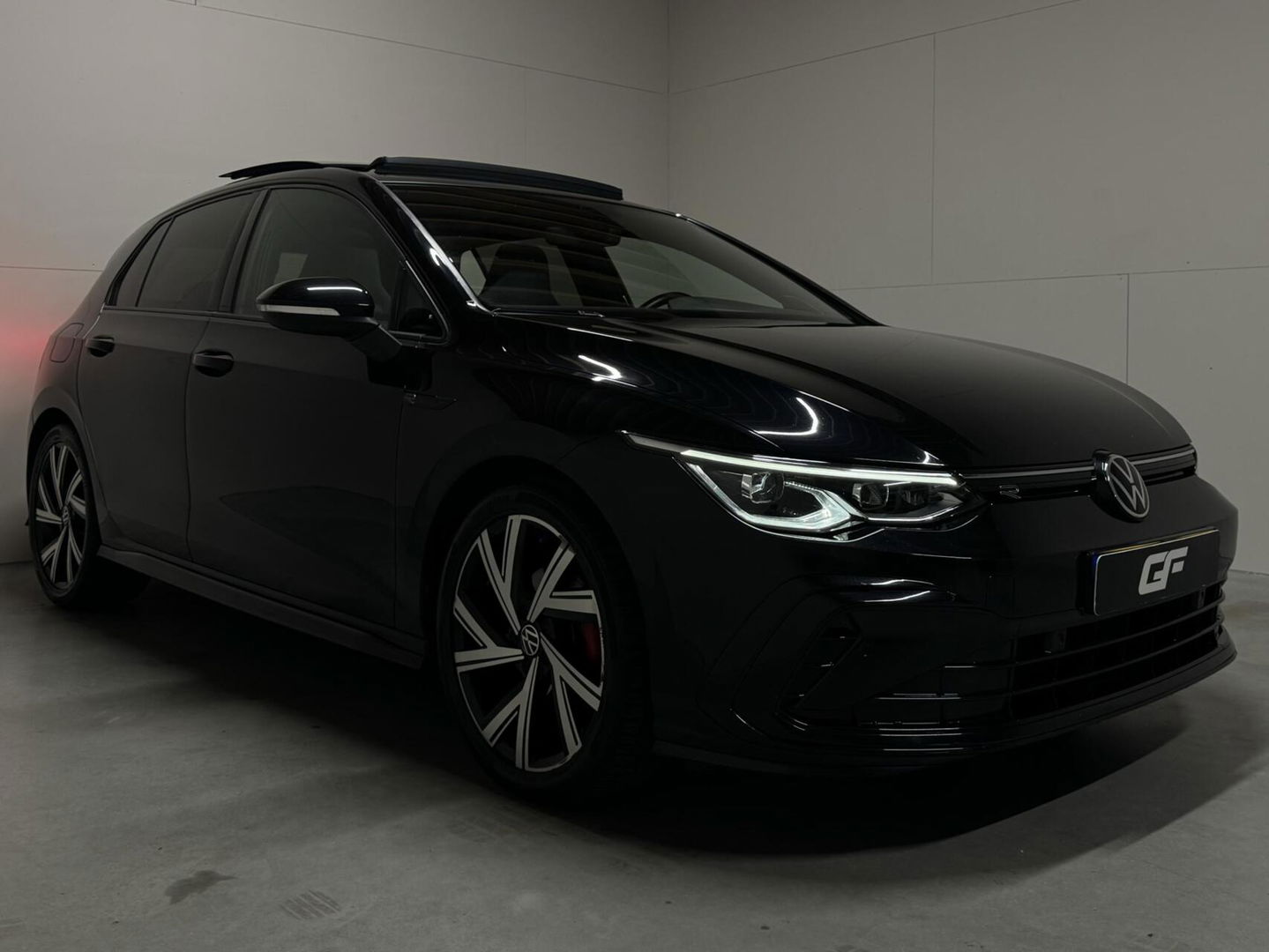 Volkswagen Golf 1.5 eTSI R-Line Pano Harman/Kardon Carplay Sfeer