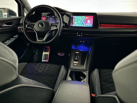 Volkswagen Golf 1.5 eTSI R-Line Pano Harman/Kardon Carplay Sfeer