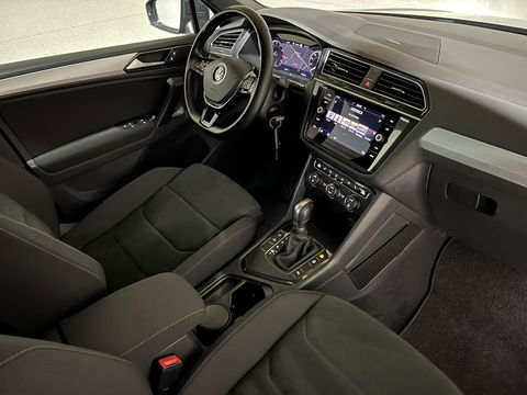 Volkswagen Tiguan 1.4 TSI R-Line Pano Virtual Massage Trekh. NAP