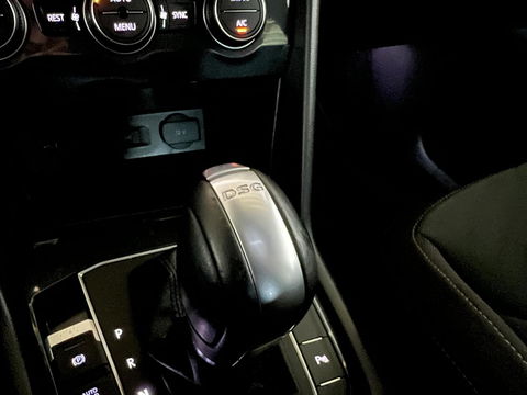 Volkswagen Tiguan 1.4 TSI R-Line Pano Virtual Massage Trekh. NAP