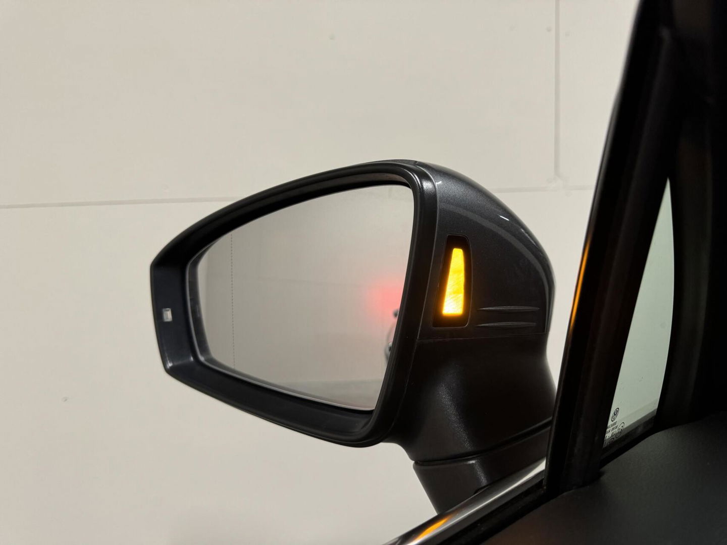 Volkswagen Tiguan 1.4 TSI R-Line Pano Virtual Massage Trekh. NAP