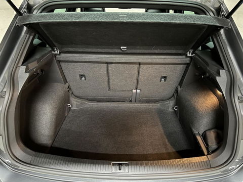 Volkswagen Tiguan 1.4 TSI R-Line Pano Virtual Massage Trekh. NAP