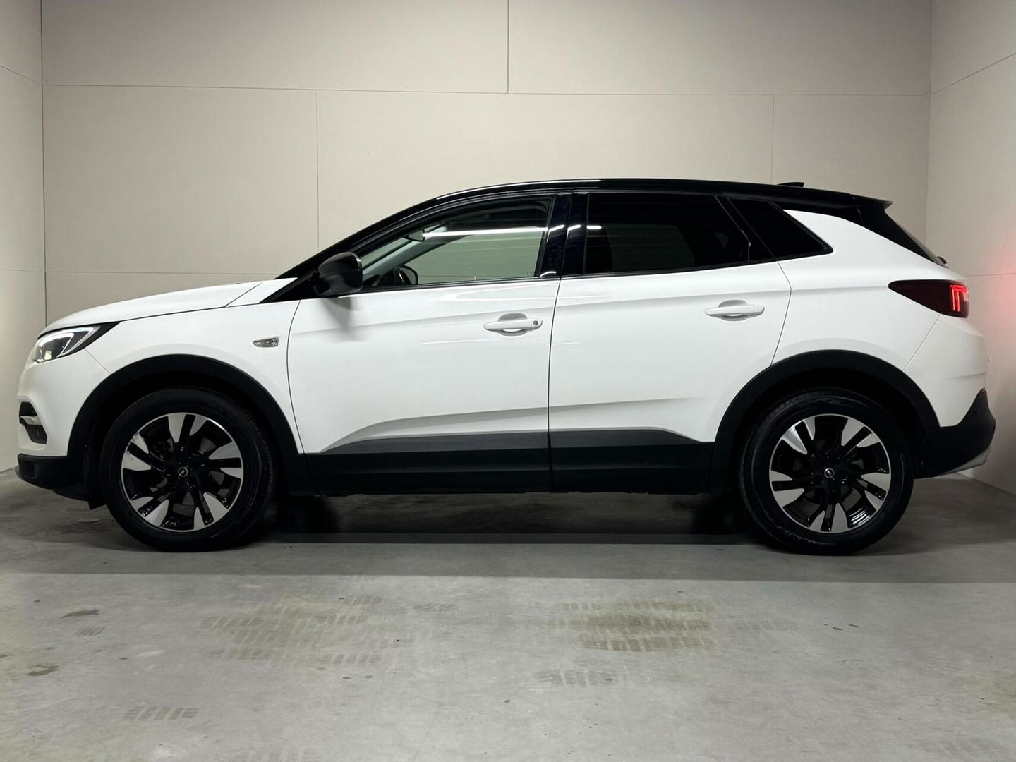 Opel Grandland X 1.2 Turbo Carplay Camera Clima Cruise NAP