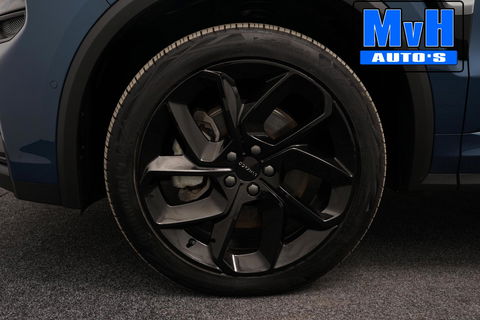 Lynk & Co 01 1.5 Hybride|FULL BLACK XXL|TREKHAAK|360°CAM|NAP