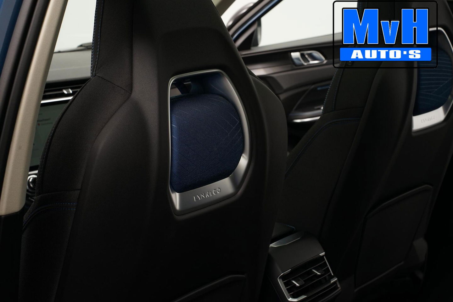 Lynk & Co 01 1.5 Hybride|FULL BLACK XXL|TREKHAAK|360°CAM|NAP