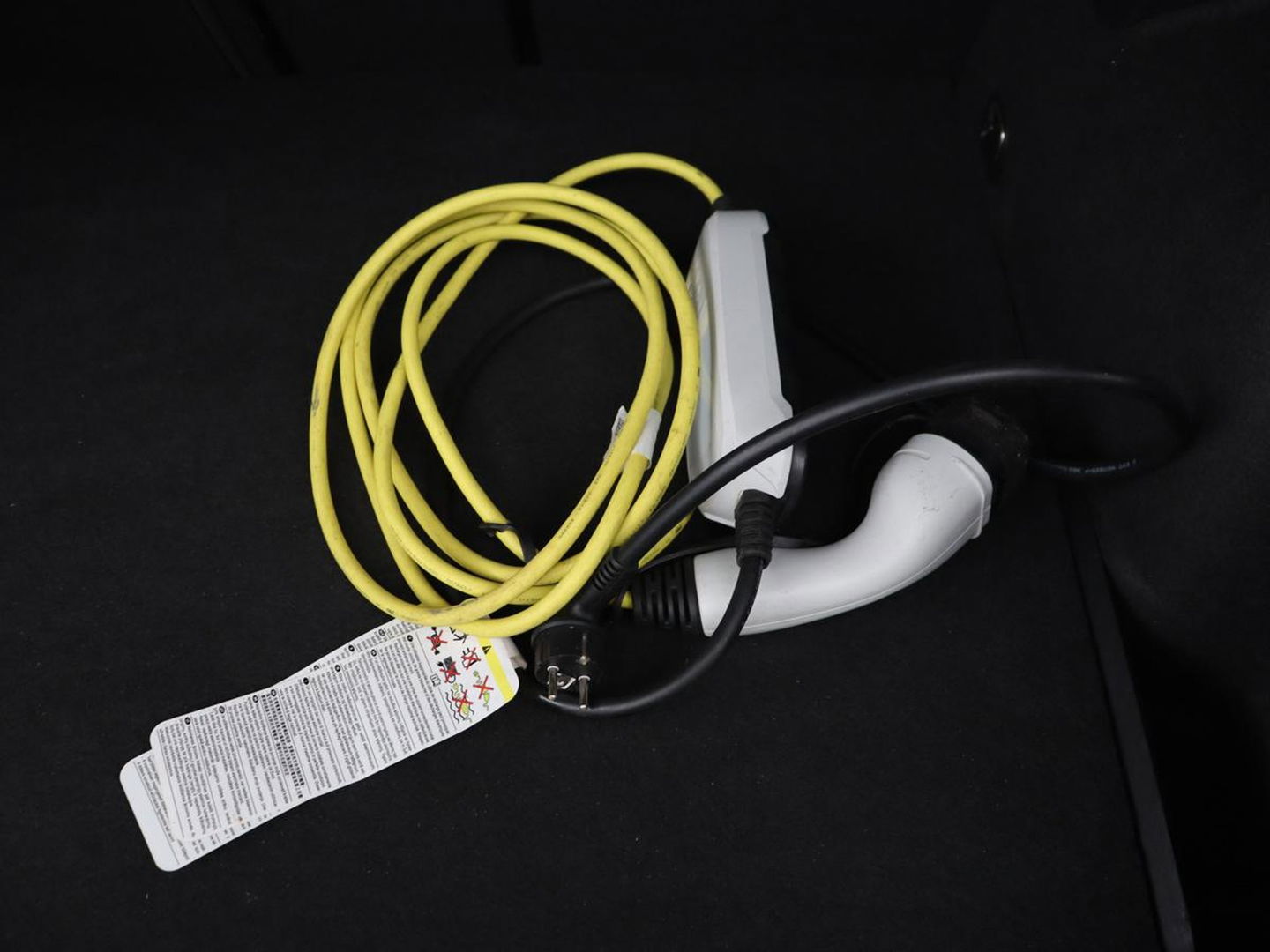 CUPRA Formentor 1.4 e-Hybrid VZ | 245pk | Stoelverwarming | Carplay | Camera | Adaptive cruise | Navigatie | Keyless | Memory | Sfeerverlichting | Full LED | 19'' | PHEV | Plug In