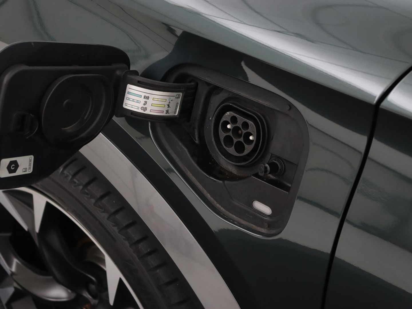 CUPRA Formentor 1.4 e-Hybrid VZ | 245pk | Stoelverwarming | Carplay | Camera | Adaptive cruise | Navigatie | Keyless | Memory | Sfeerverlichting | Full LED | 19'' | PHEV | Plug In