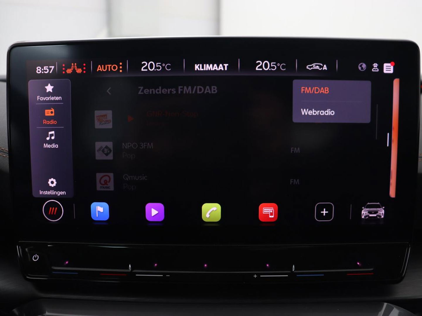 CUPRA Formentor 1.4 e-Hybrid VZ | 245pk | Stoelverwarming | Carplay | Camera | Adaptive cruise | Navigatie | Keyless | Memory | Sfeerverlichting | Full LED | 19'' | PHEV | Plug In