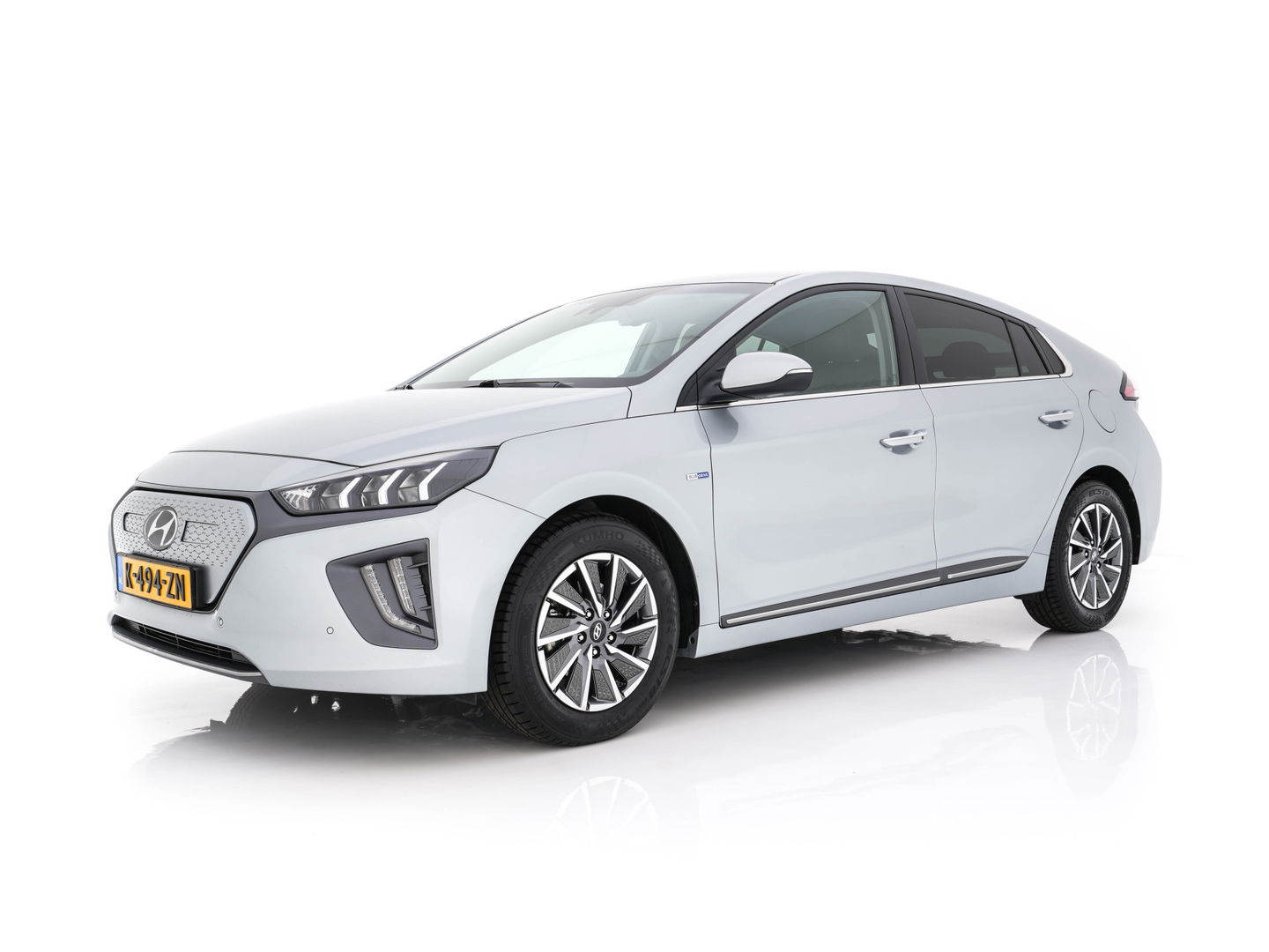 Hyundai IONIQ Premium EV 38 kWh {SOH-100%} Aut *HEATPUMP | LUXURY-LEATHER | FULL-LED | ADAPTIVE-CRUISE | KEYLESS | NAVI-FULLMAP | DAB | CAMERA | MEMORY-PACK | DIGI-COCKPIT | HEATED/VENTILATED-SEATS | CCS- FASTLOADER | PRIVACY-GLASS |