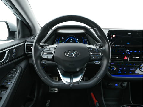 Hyundai IONIQ Premium EV 38 kWh {SOH-100%} *LUXURY-LEATHER | FULL-LED | ADAPTIVE-CRUISE | KEYLESS | NAVI-FULLMAP | DAB | CAMERA | MEMORY-PACK | DIGI-COCKPIT | HEATED/VENTILATED-COMFORTSEATS | AMBIENT-LIGHT | CCS-FASTLOADER