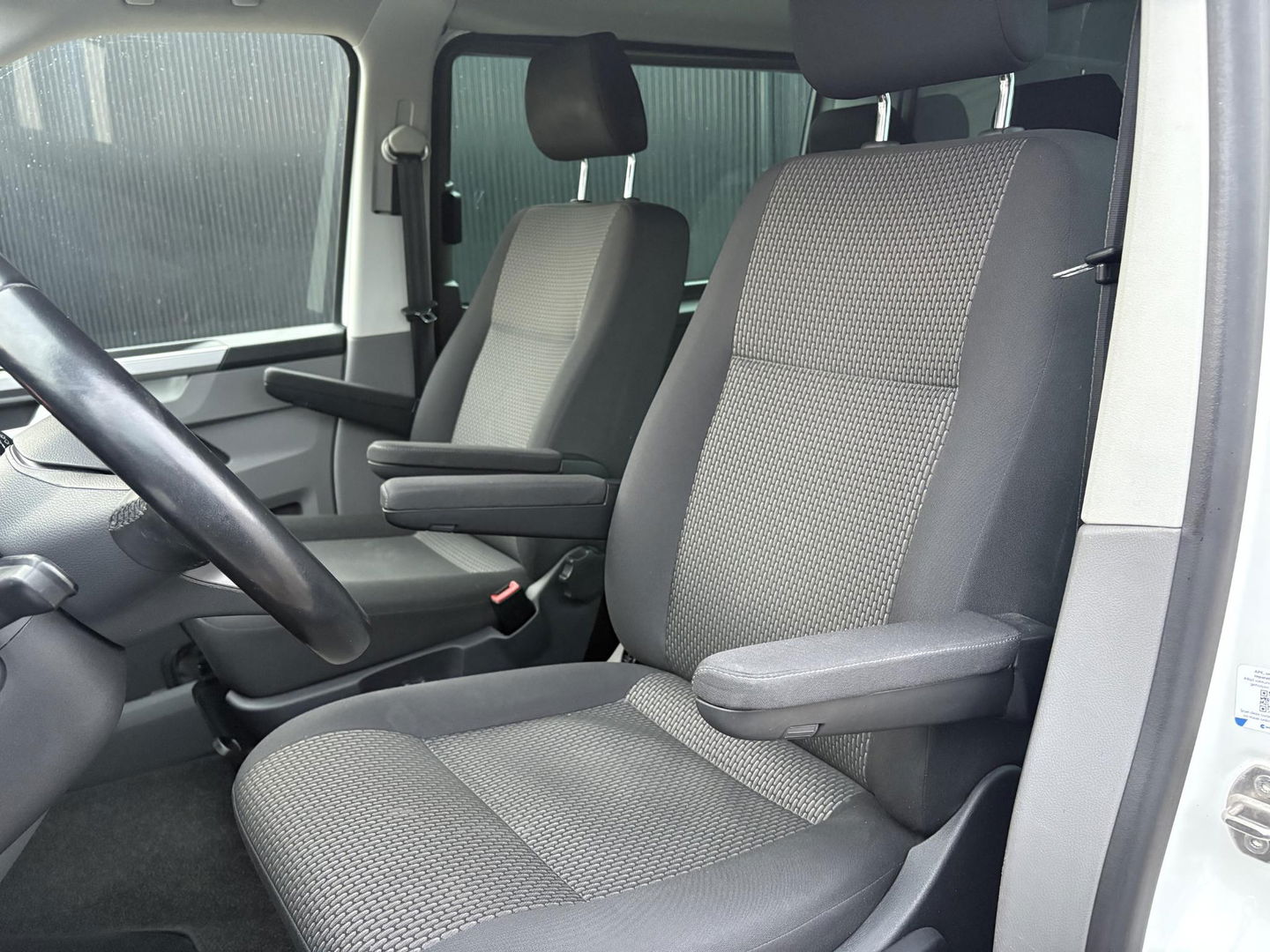 Volkswagen Transporter 2.0 TDI L2H1 BULLI DC | Digital Cockpit | LED | STOELVERWARMING | ADAPTIVE CRUISE