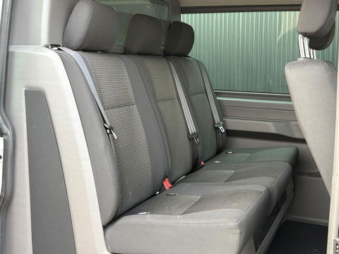 Volkswagen Transporter 2.0 TDI L2H1 BULLI DC | Digital Cockpit | LED | STOELVERWARMING | ADAPTIVE CRUISE