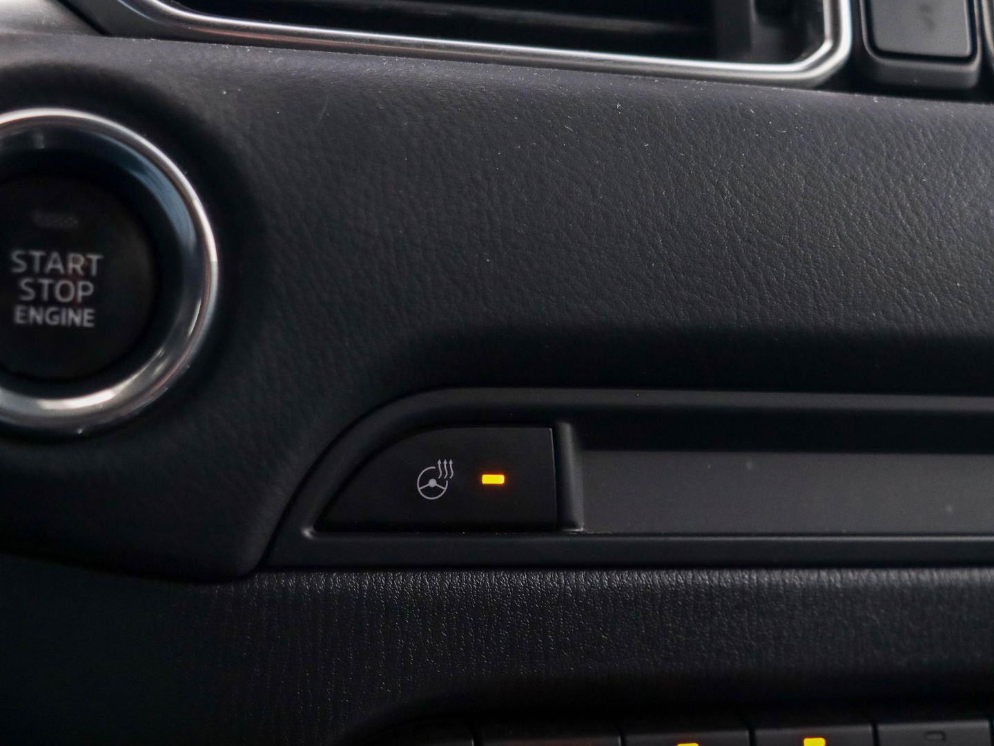 Mazda CX-5 2.0 SkyActiv-G 165 Business Luxury Aut. | Bose | Leder | Trekhaak | 19''