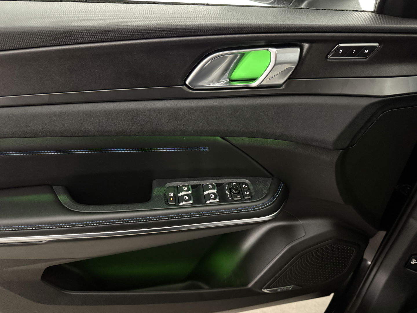 Lynk Co 01 1.5 | SOH 94% | Pano | Sfeerverl. | 360° | Virtual | Memory | Adap. Cruise | Carplay | NAP