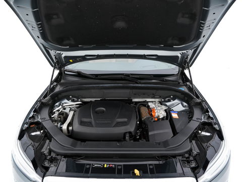 Volvo XC60 2.0 Recharge T8 AWD Inscription ( Plug-in ) (INCL-BTW) *PANO | HEAD-UP |  LUXURY-LEATHER | FULL-LED | MEMORY-PACK | HARMAN/KARDON | HEATED-COMFORTSEATS | LANE-ASSIST | BLIND-SPOT | DAB+ | NAVI-FULLMAP | DIGI-COCKPIT | TOWBAR | 19''ALU*