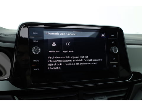 Volkswagen T-Roc 1.5 TSI R-Line Black Style | Pano | Adapt. Cruise | 19'' | IQ. Light | Camera | Afn. Trekhaak