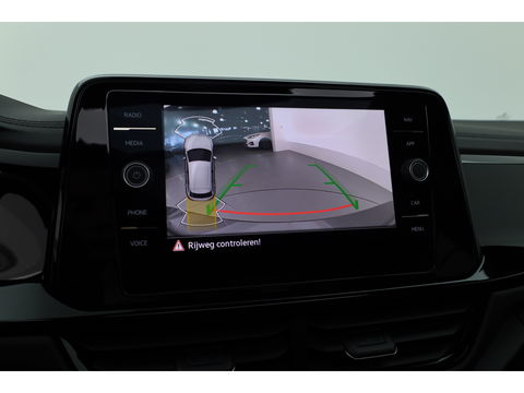 Volkswagen T-Roc 1.5 TSI R-Line Black Style | Pano | Adapt. Cruise | 19'' | IQ. Light | Camera | Afn. Trekhaak