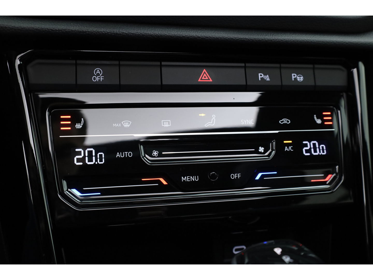 Volkswagen T-Roc 1.5 TSI R-Line Black Style | Pano | Adapt. Cruise | 19'' | IQ. Light | Camera | Afn. Trekhaak