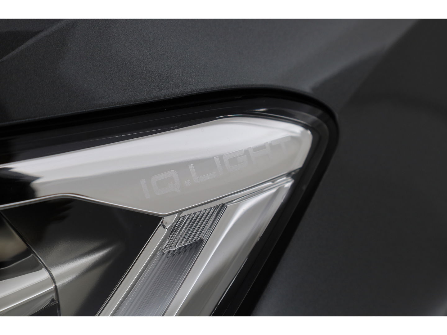 Volkswagen T-Roc 1.5 TSI R-Line Black Style | Pano | Adapt. Cruise | 19'' | IQ. Light | Camera | Afn. Trekhaak