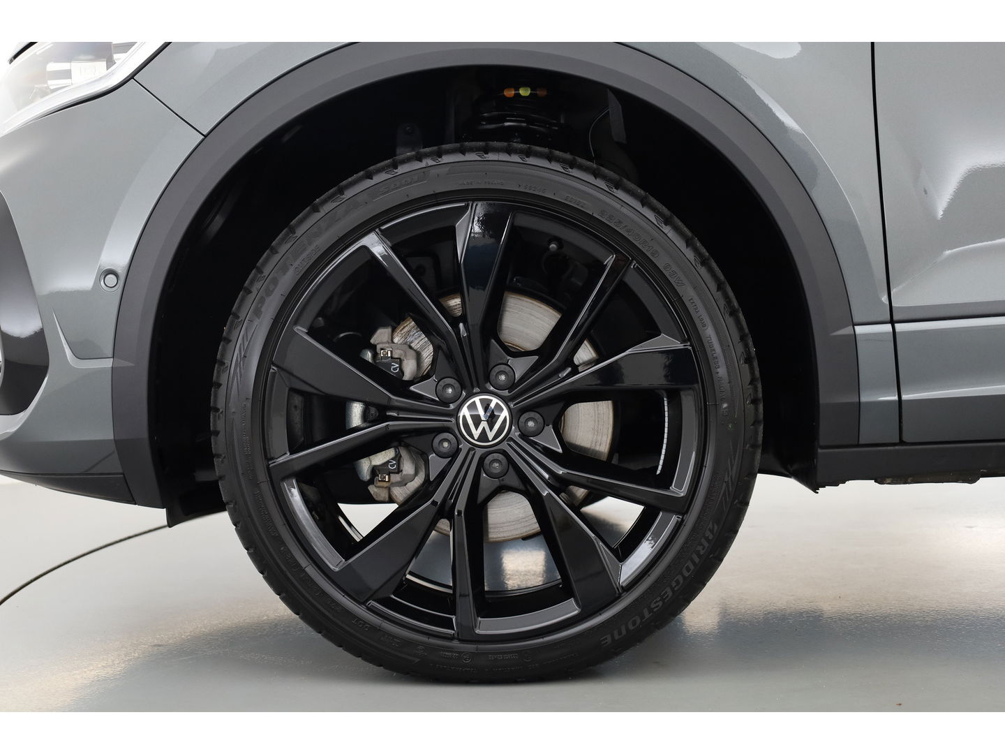 Volkswagen T-Roc 1.5 TSI R-Line Black Style | Pano | Adapt. Cruise | 19'' | IQ. Light | Camera | Afn. Trekhaak