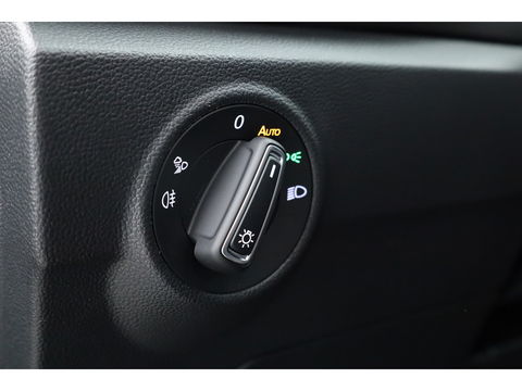 Volkswagen T-Roc 1.5 TSI R-Line Black Style | Pano | Adapt. Cruise | 19'' | IQ. Light | Camera | Afn. Trekhaak