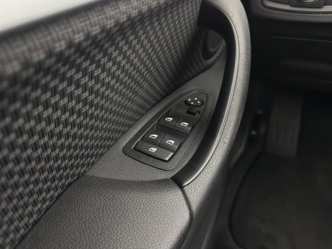 BMW X1 sDrive20i Executive (INCL-BTW) Aut. *LED-LIGHTS | NAVI-FULLMAP | COMFORT-SEATS | ECC | PDC | CRUISE | TOWBAR | 17''ALU*