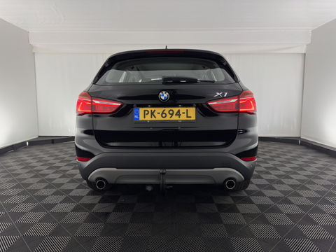 BMW X1 sDrive20i Executive (INCL-BTW) Aut. *LED-LIGHTS | NAVI-FULLMAP | COMFORT-SEATS | ECC | PDC | CRUISE | TOWBAR | 17''ALU*