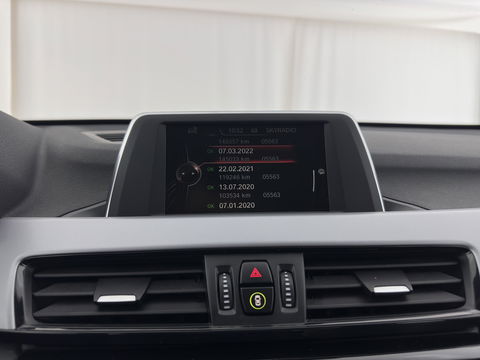 BMW X1 sDrive20i Executive (INCL-BTW) Aut. *LED-LIGHTS | NAVI-FULLMAP | COMFORT-SEATS | ECC | PDC | CRUISE | TOWBAR | 17''ALU*