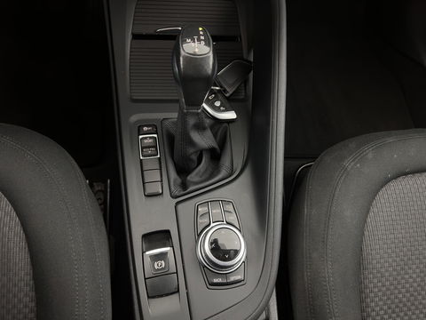 BMW X1 sDrive20i Executive (INCL-BTW) Aut. *LED-LIGHTS | NAVI-FULLMAP | COMFORT-SEATS | ECC | PDC | CRUISE | TOWBAR | 17''ALU*