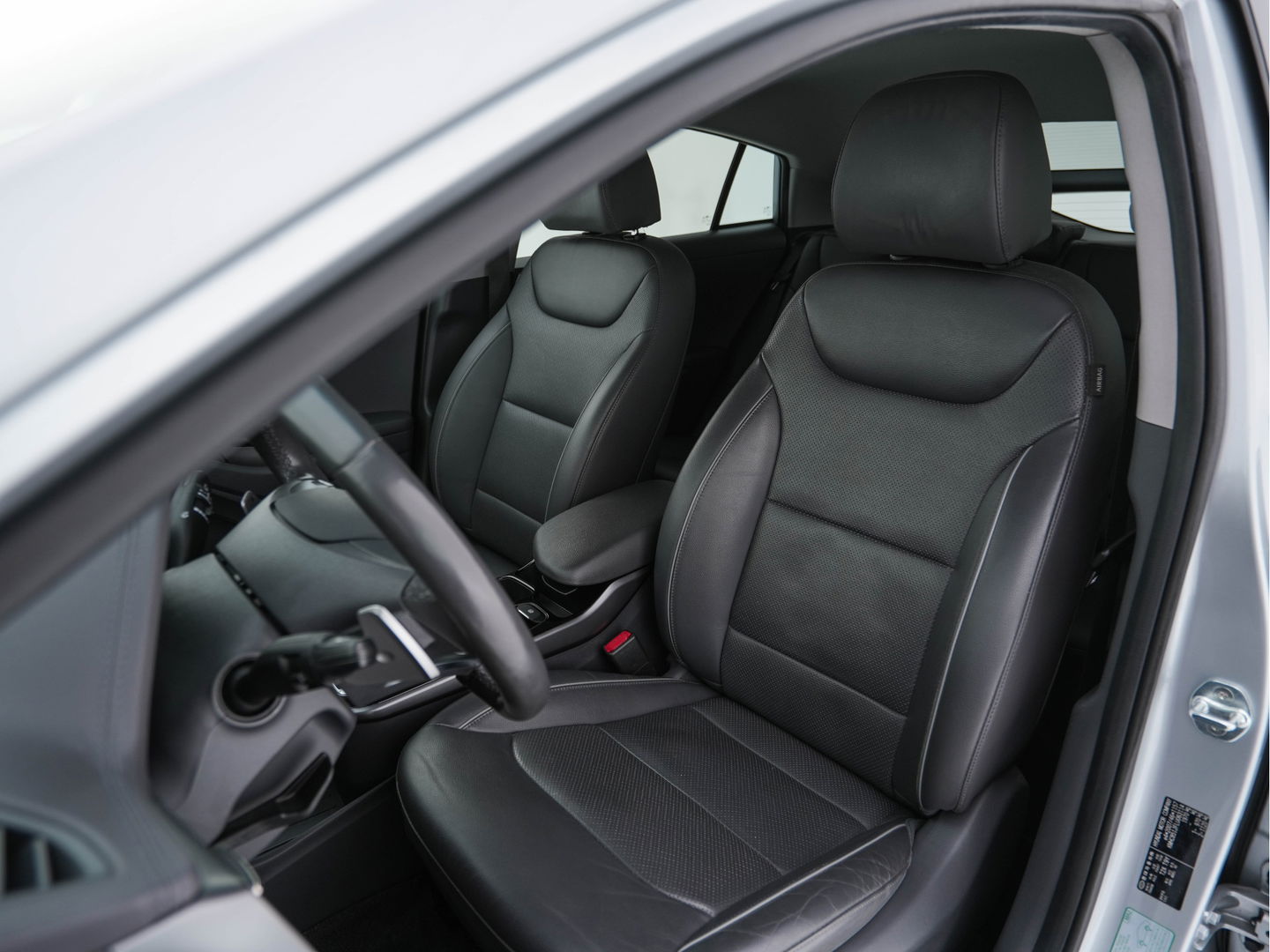 Hyundai IONIQ Premium EV 38 kWh {SOH-100%} *LUXURY-LEATHER | FULL-LED | ADAPTIVE-CRUISE | KEYLESS | NAVI-FULLMAP | DAB | CAMERA | MEMORY-PACK | DIGI-COCKPIT | HEATED/VENTILATED-COMFORTSEATS | AMBIENT-LIGHT | CCS-FASTLOADER