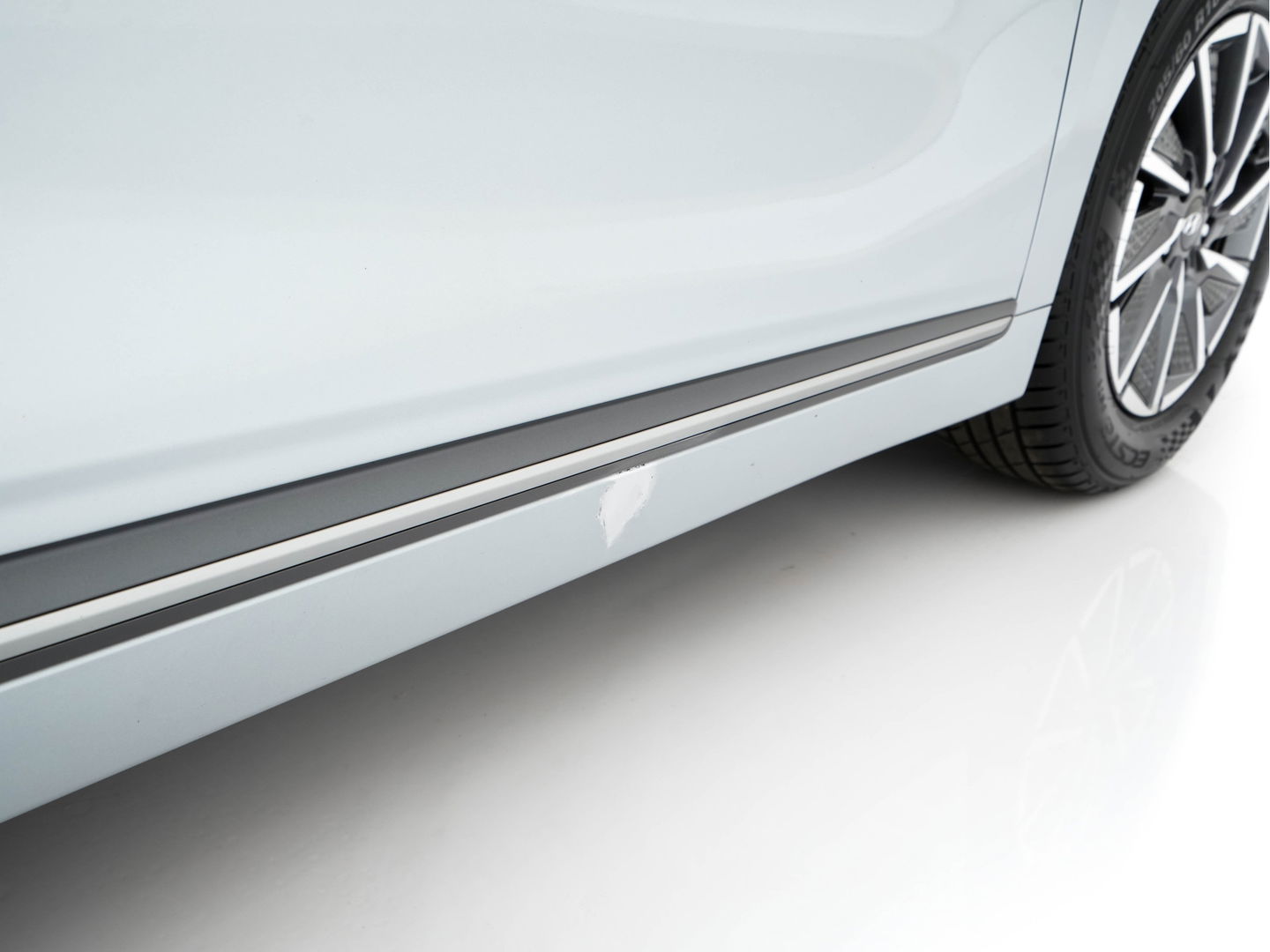 Hyundai IONIQ Premium EV 38 kWh {SOH-100%} *LUXURY-LEATHER | FULL-LED | ADAPTIVE-CRUISE | KEYLESS | NAVI-FULLMAP | DAB | CAMERA | MEMORY-PACK | DIGI-COCKPIT | HEATED/VENTILATED-COMFORTSEATS | AMBIENT-LIGHT | CCS-FASTLOADER