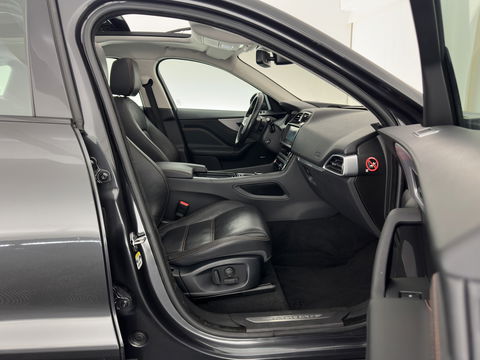 Jaguar F-Pace 2.0 Portfolio AWD 25d (INCL.BTW) *PANO | HEAD-UP | FULL-LEATHER | BLIND-SPOT | MERIDIAN-SOUND | HEATED-SPORTSEATS | NAVI-FULLMAP | KEYLESS | CAMERA | ECC | PDC | CRUISE | 20''ALU*