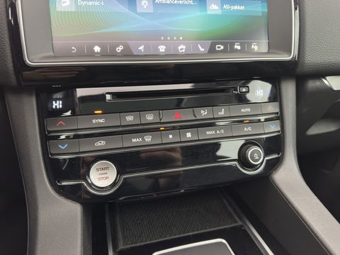 Jaguar F-Pace 2.0 Portfolio AWD 25d (INCL.BTW) *PANO | HEAD-UP | FULL-LEATHER | BLIND-SPOT | MERIDIAN-SOUND | HEATED-SPORTSEATS | NAVI-FULLMAP | KEYLESS | CAMERA | ECC | PDC | CRUISE | 20''ALU*