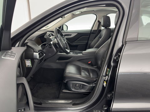 Jaguar F-Pace 2.0 Portfolio AWD 25d (INCL.BTW) *PANO | HEAD-UP | FULL-LEATHER | BLIND-SPOT | MERIDIAN-SOUND | HEATED-SPORTSEATS | NAVI-FULLMAP | KEYLESS | CAMERA | ECC | PDC | CRUISE | 20''ALU*