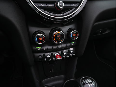 MINI Cabrio 1.5 Cooper Chili *LUXURY-LEATHER | FULL-LED | HEATED-SPORTSEATS | KEYLESS | NAVI-FULLMAP | ECC | PDC | CRUISE | 18''ALU*