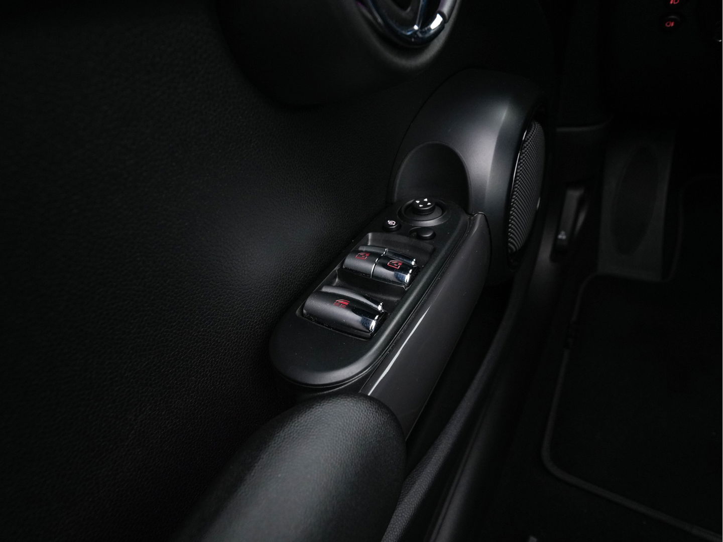 MINI Cabrio 1.5 Cooper Chili *LUXURY-LEATHER | FULL-LED | HEATED-SPORTSEATS | KEYLESS | NAVI-FULLMAP | ECC | PDC | CRUISE | 18''ALU*