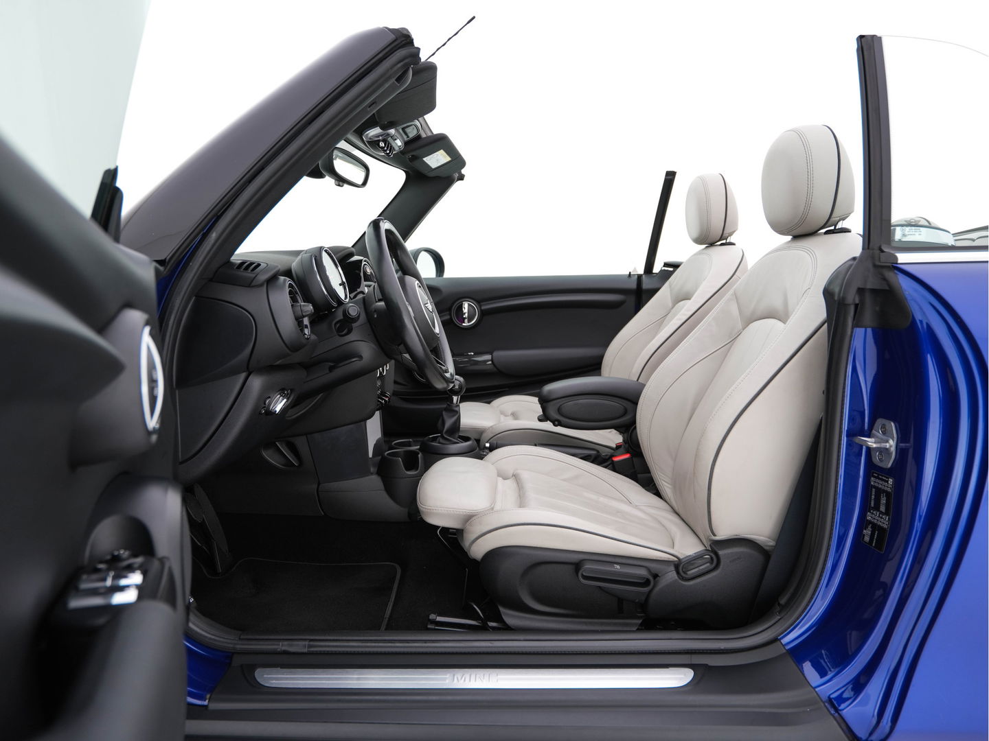 MINI Cabrio 1.5 Cooper Chili *LUXURY-LEATHER | FULL-LED | HEATED-SPORTSEATS | KEYLESS | NAVI-FULLMAP | ECC | PDC | CRUISE | 18''ALU*