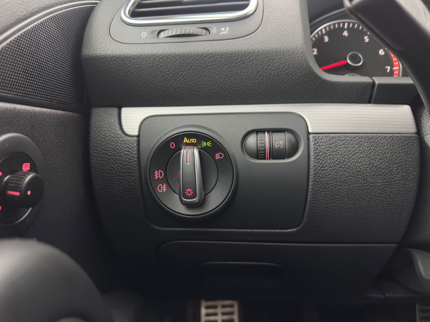 Volkswagen Scirocco 1.4 TSI R-Line *PANO | XENON | SPORT-SEATS | NAVI-FULLMAP | ECC | PDC | CRUISE | 17''ALU*