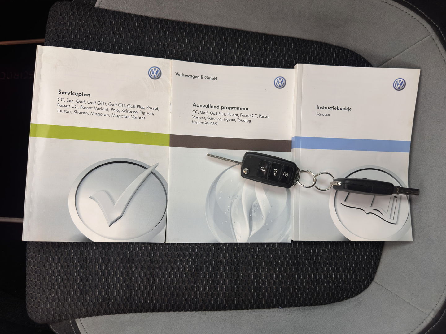 Volkswagen Scirocco 1.4 TSI R-Line *PANO | XENON | SPORT-SEATS | NAVI-FULLMAP | ECC | PDC | CRUISE | 17''ALU*