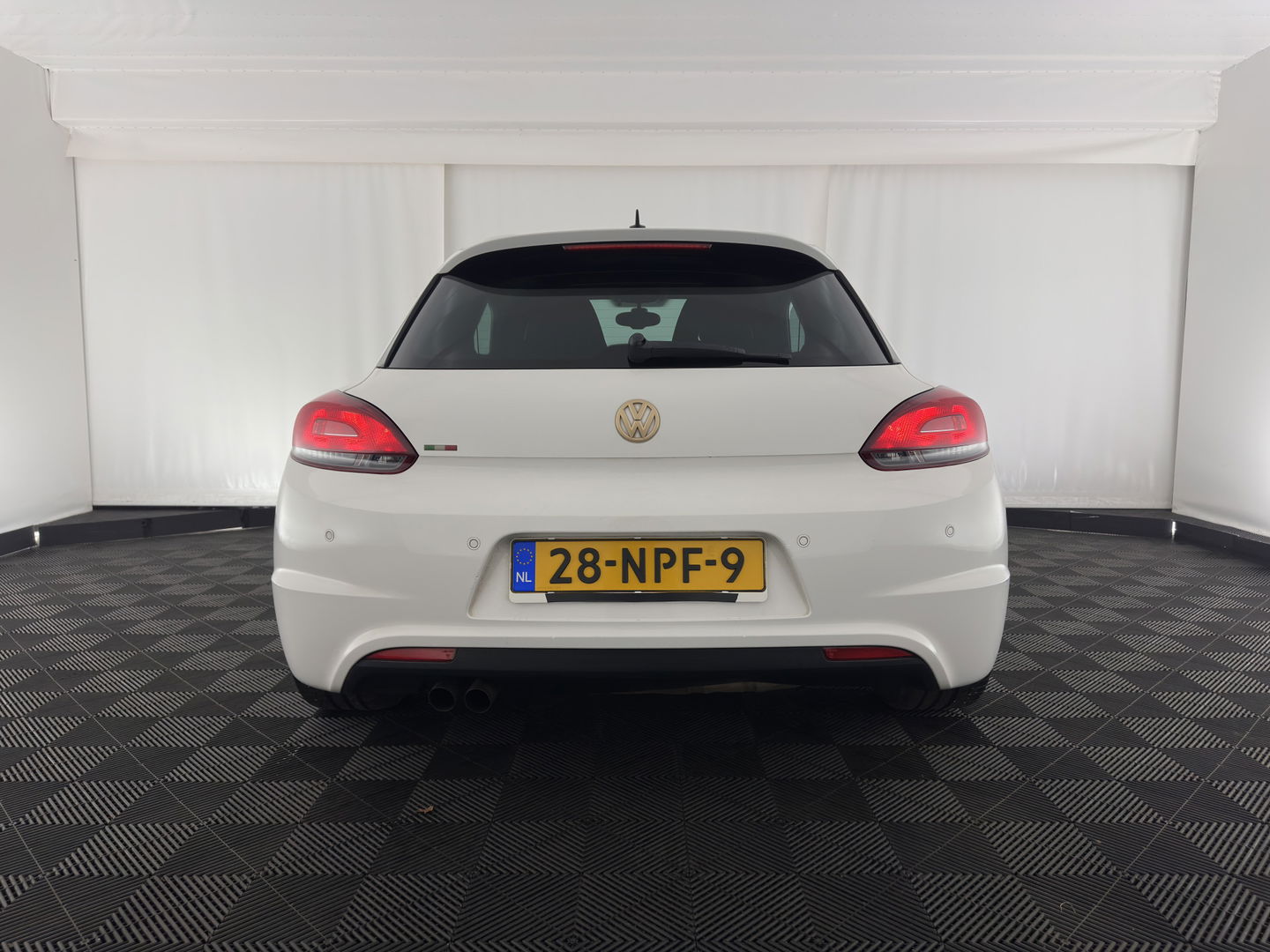 Volkswagen Scirocco 1.4 TSI R-Line *PANO | XENON | SPORT-SEATS | NAVI-FULLMAP | ECC | PDC | CRUISE | 17''ALU*