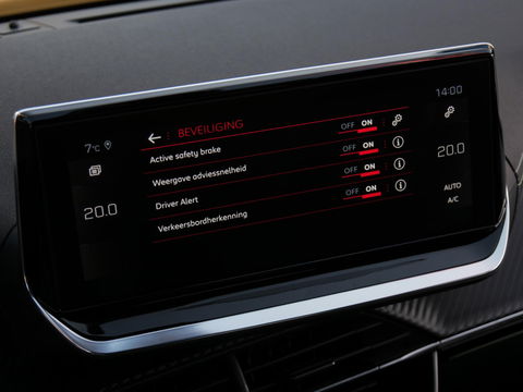 Peugeot 208 1.2 GT-LINE/ PANORAMADAK/ KEYLESS/ NL-AUTO VAN 1STE EIGENAAR