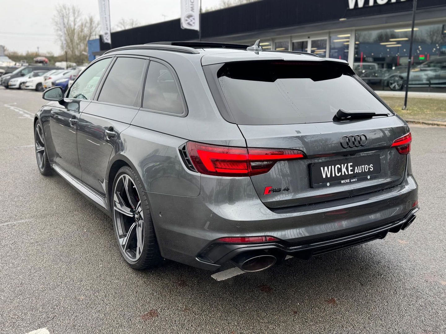 Audi A4 Avant 2.9 TFSI RS 4 quattro 450PK B&O 3D Pano Carbon Massage Leder