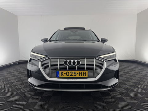 Audi e-tron 55 quattro Business edition Plus 95 kWh [ 3-Fase ] (INCL-BTW) *PANO | LUXURY-LEATHER | ADAPTIVE-CRUISE | FULL-LED | DIGI-COCKPIT | KEYLESS | MEMORY-PACK | CAMERA | NAVI-FULLMAP | SHIFT-PADDLES | DAB+ | COMFORT-SEATS | 20''ALU*