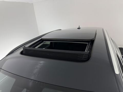 Audi e-tron 55 quattro Business edition Plus 95 kWh [ 3-Fase ] (INCL-BTW) *PANO | LUXURY-LEATHER | ADAPTIVE-CRUISE | FULL-LED | DIGI-COCKPIT | KEYLESS | MEMORY-PACK | CAMERA | NAVI-FULLMAP | SHIFT-PADDLES | DAB+ | COMFORT-SEATS | 20''ALU*