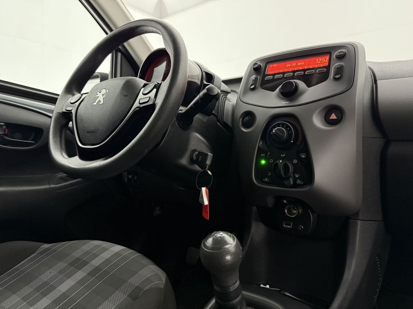 Peugeot 108 1.0 e-VTi Active | Airco | Elektrpakket | LED | NAP