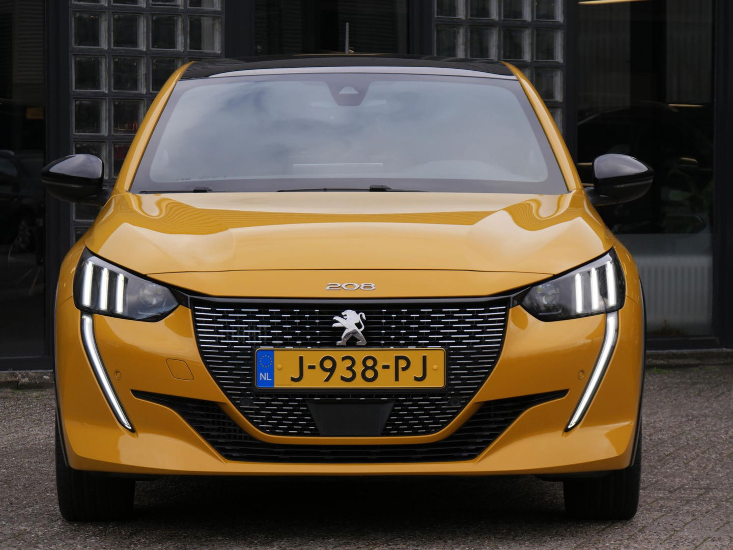 Peugeot 208 1.2 GT-LINE/ PANORAMADAK/ KEYLESS/ NL-AUTO VAN 1STE EIGENAAR